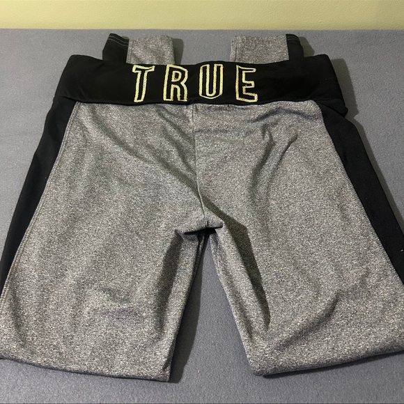 True Religion Rhinestone Logo Leggings Size M - Picture 1 of 2
